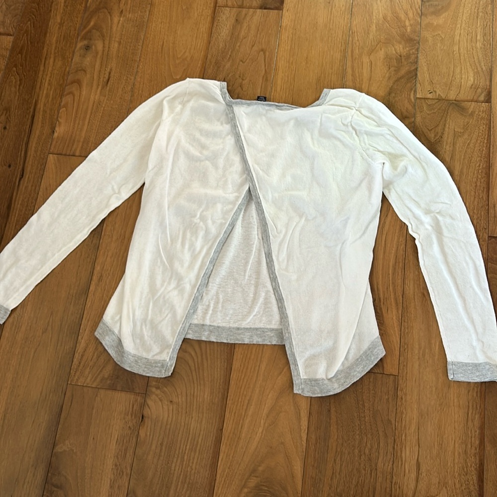 Gap open back sweater, size XS, white with gray trim
